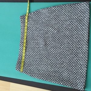 St. John Wool pull on skirt